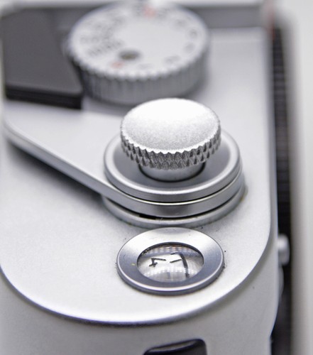 Soft shutter release - shutter, button