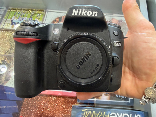 Nikon d80 dslr body - only], –